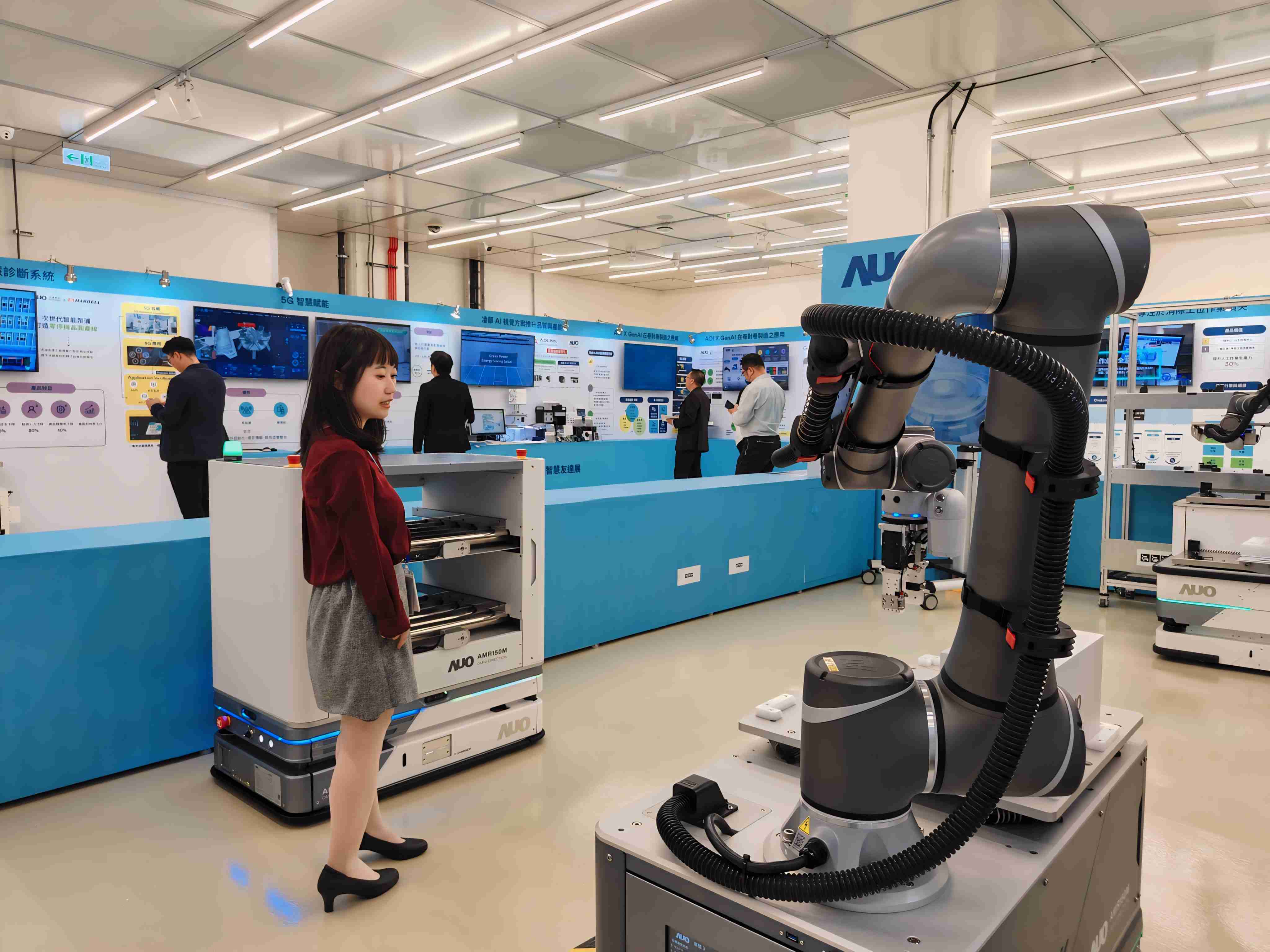 2024智能冰球突破展邀集生态圈伙伴共同参展，，从数字应用、、净零减碳到能源发展，，，，创造全方位永续商机，，，，携手生态圈伙伴迈向永续未来